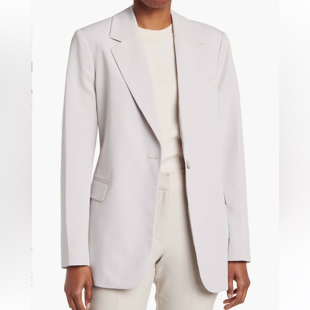 RDI Women's Light Cream Blazer